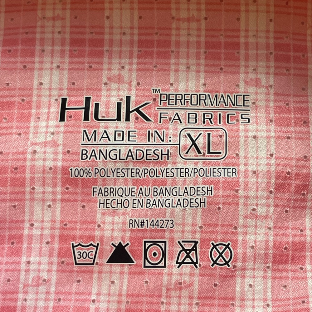 HUK Men's Gingham Long Sleeve Fishing Shirt with Sun Protection - Picture 4 of 5